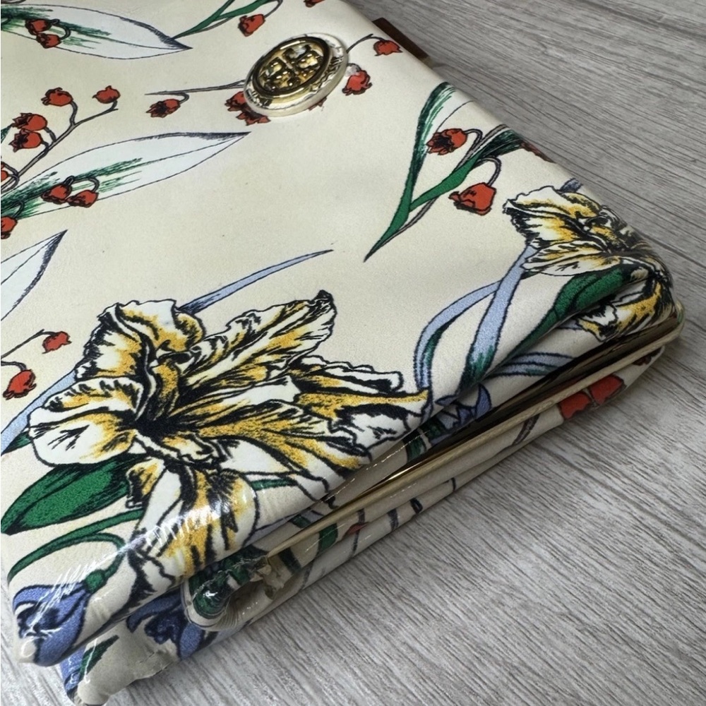 Tory Burch Cream Floral Clutch - Picture 4 of 12